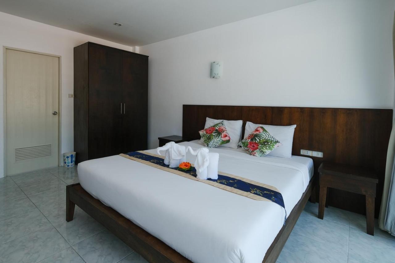 Kiwi Boutique Hotel Patong Luaran gambar