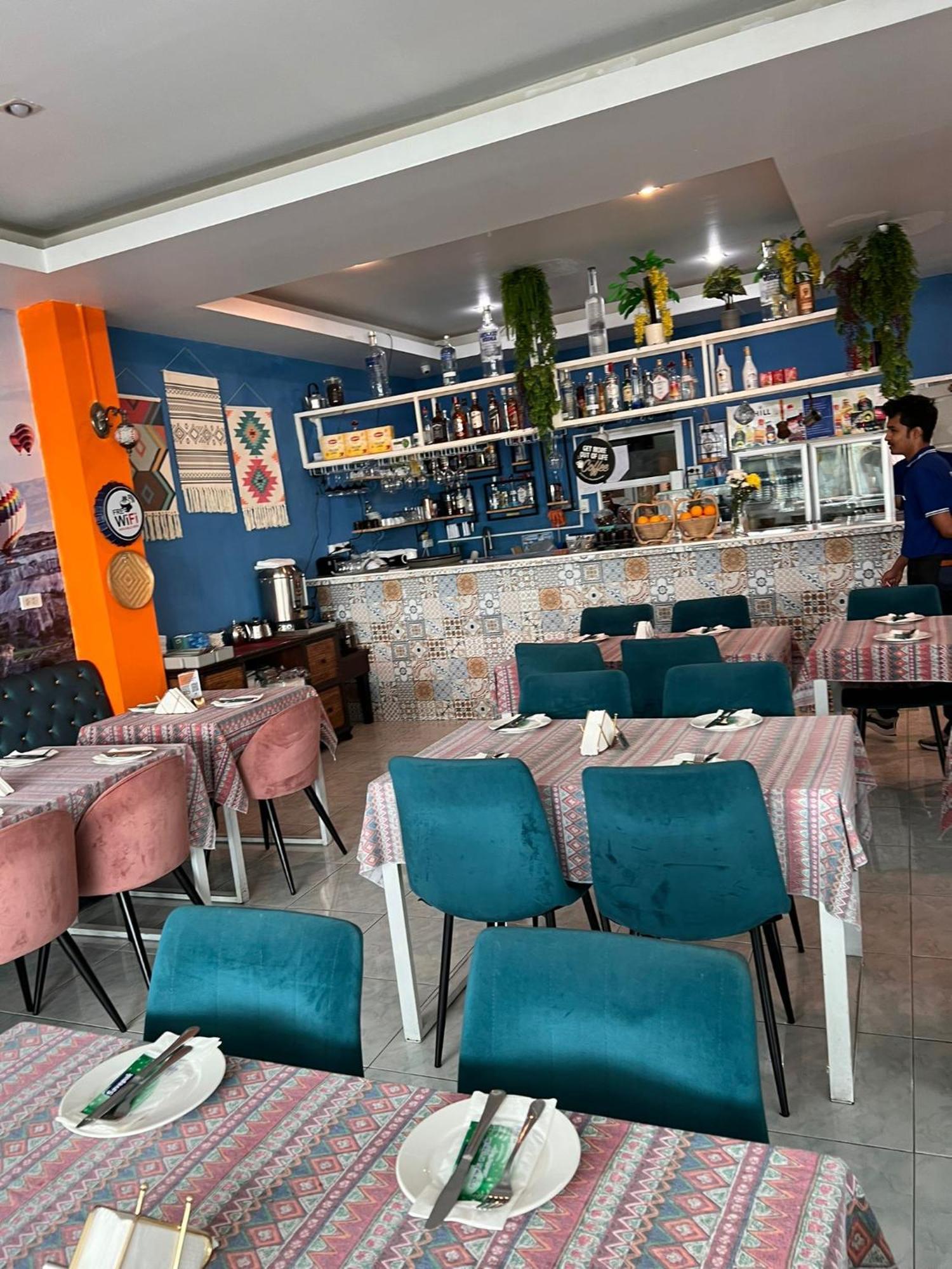 Kiwi Boutique Hotel Patong Luaran gambar